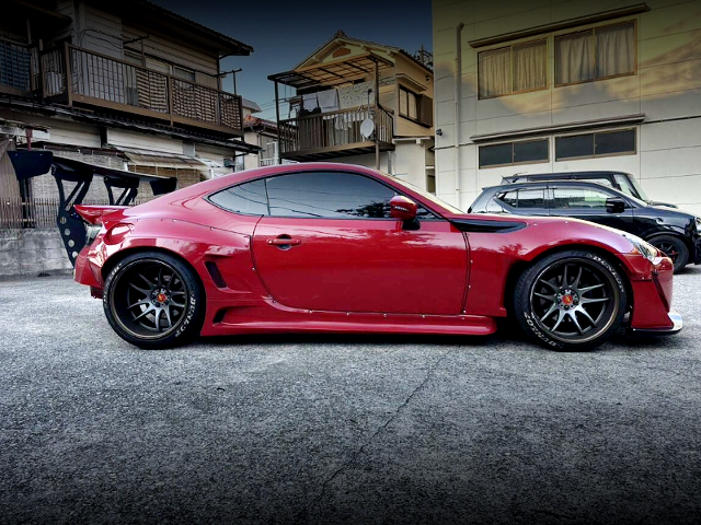 Side exterior of WIDEBODY ZN6 TOYOTA 86GT LIMITED with center exit exhaust.