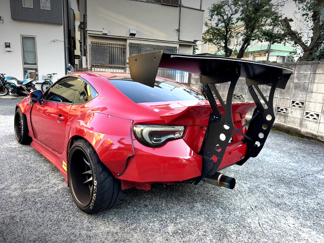 Rear-side exterior of WIDEBODY ZN6 TOYOTA 86GT LIMITED with center exit exhaust.