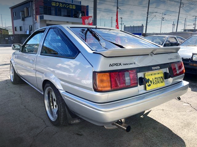 Rear exterior of AE86 COROLLA LEVIN GT-APEX.