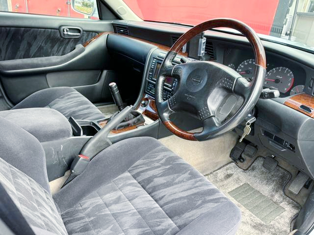 Dashboard of C35 LAUREL CLUB S 30th ANNIVERSARY 2.