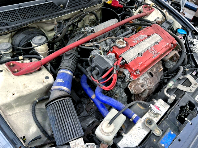 B20B 2000cc VTEC engine.