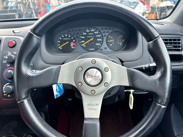 Speed cluster and MOMO race steering wheel.