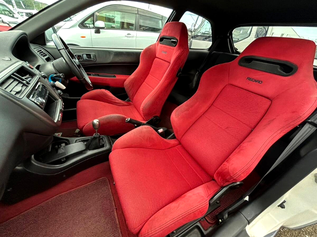 RECARO seats.