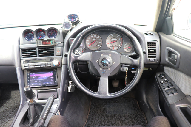 Dashboard of ER34 SKYLINE 4-DOOR 25GT TURBO.