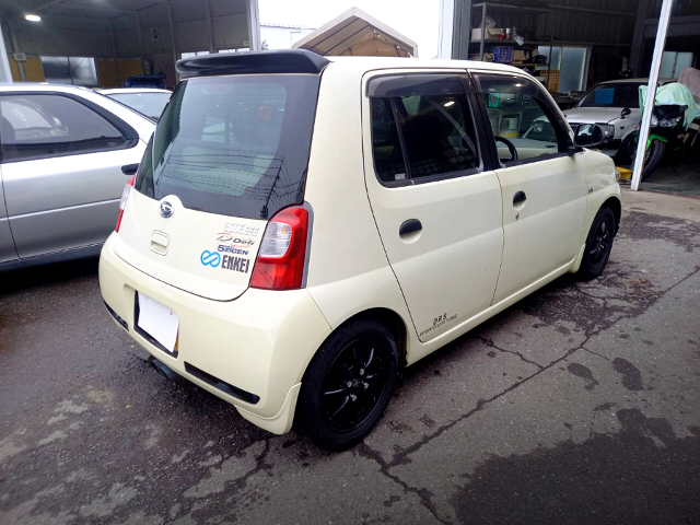 Rear exterior of L235S DAIHATSU ESSE X.