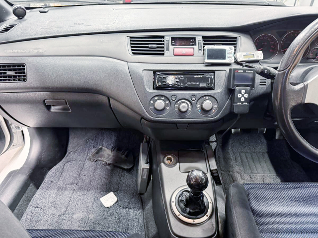 Dashboard of VOLTEX WIDEBODY LANCER EVOLUTION 7 GSR.