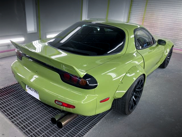 Rear exterior of PANDEM BOSS WIDEBODY FD3S RX-7 TYPE-S.