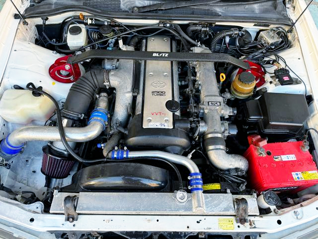 1JZ-GTE VVT-i turbo with GREDDY turbine.