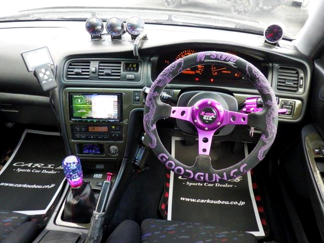 Dashboard of JZX100 CHASER TOURER-V.