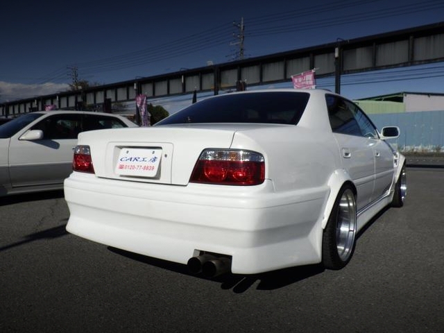 Rear exterior of JZX100 CHASER TOURER-V.