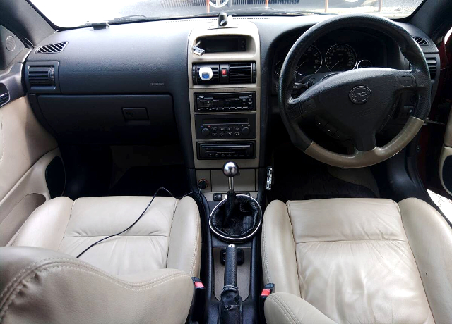 Interior of XK220 OPEL ASTRA.