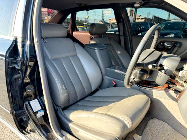 Seats of Static 3rd Gen NISSAN PRESIDENT SOVEREIGN.