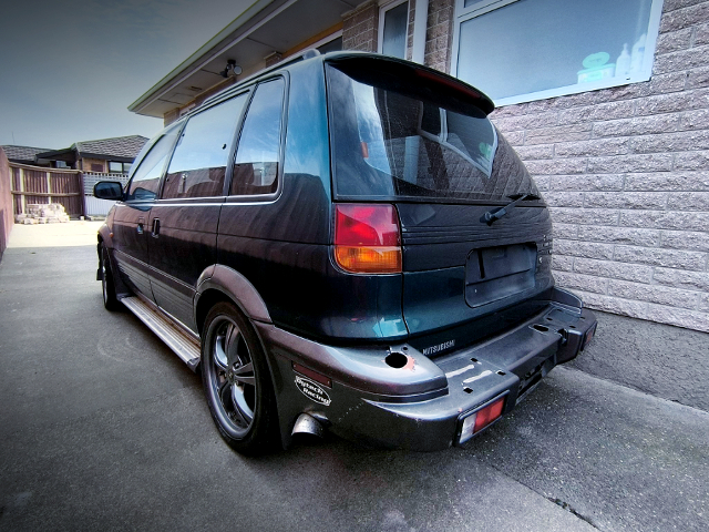 Rear exterior of 1st Gen MITSUBISHI RVR.