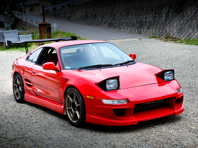 Front exterior of SW20 TOYOTA MR-S GT-S.