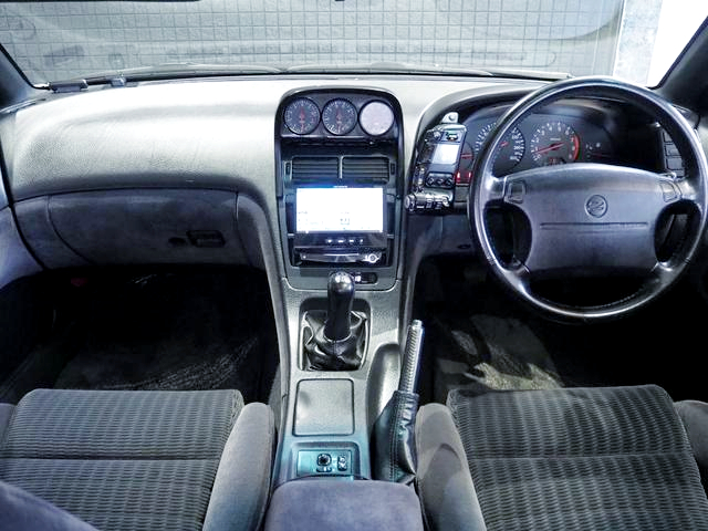 Dashboard of Z32 FAIRLADY Z.