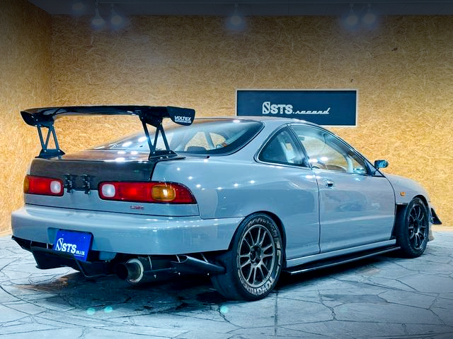 Rear exterior of DC2 INTEGRA SiR-G.