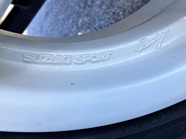 SUZUKI SPORT rim.