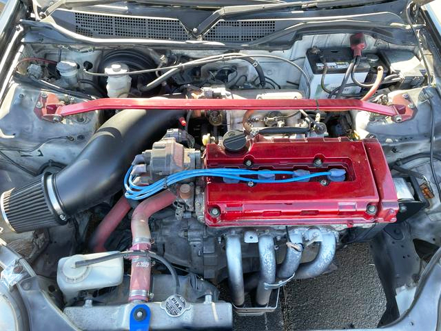 B18C 1800cc VTEC engine.