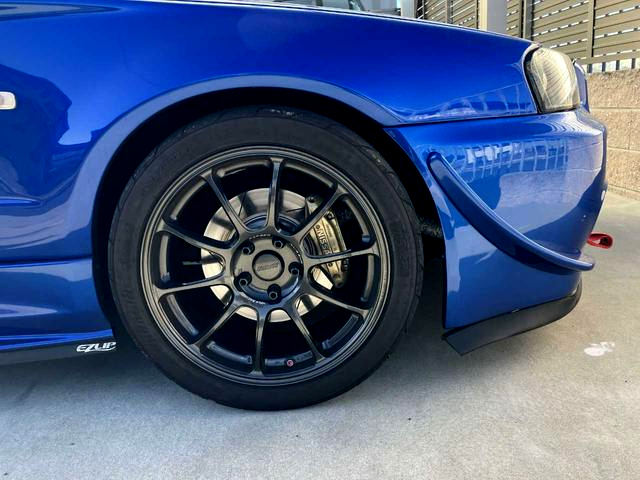 Front rim of URAS WIDEBODY ER34 SKYLINE 25GT TURBO.