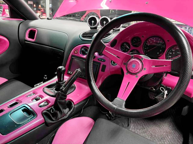 Interior of R-MAGIC WIDEBODY FD3S RX-7.