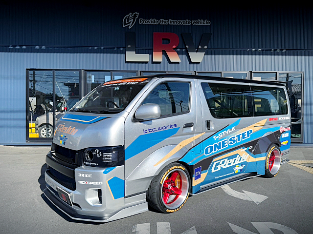 Front exterior of T-STYLE WIDEBODY KDH200V HIACE VAN.