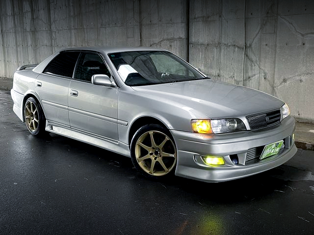 Front exterior of JZX100 CHASER TOURER-V.