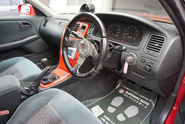 Interior of CHASER faced JZX90 MARK 2 TOURER-V.