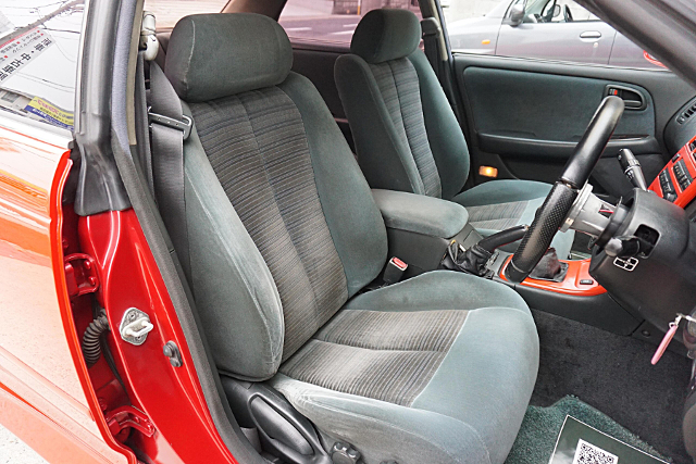 Interior seats of CHASER faced JZX90 MARK 2 TOURER-V.