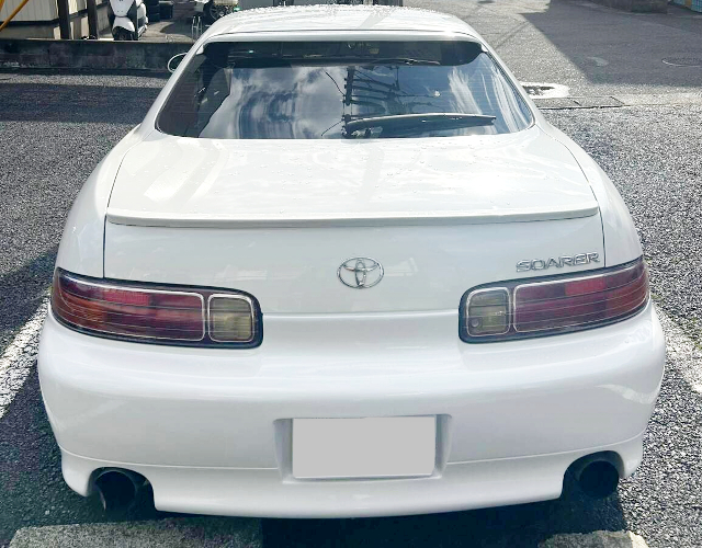 Rear exterior of JZZ30 SOARER.