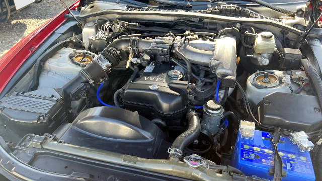 2JZ-GE VVTi engine.