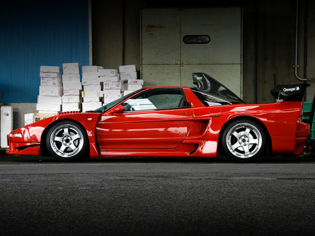 Side exterior of WIDEBODY NA1 HONDA NSX.