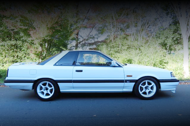 Right-side exterior of 7th Gen R31 SKYLINE 2-DOOR.