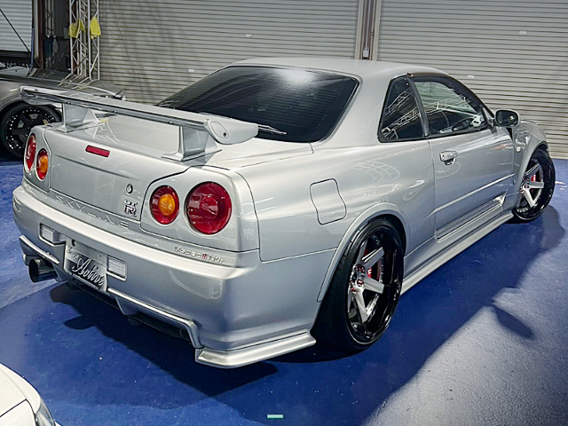 Rear exterior of R34 SKYLINE GT-R V-SPEC.