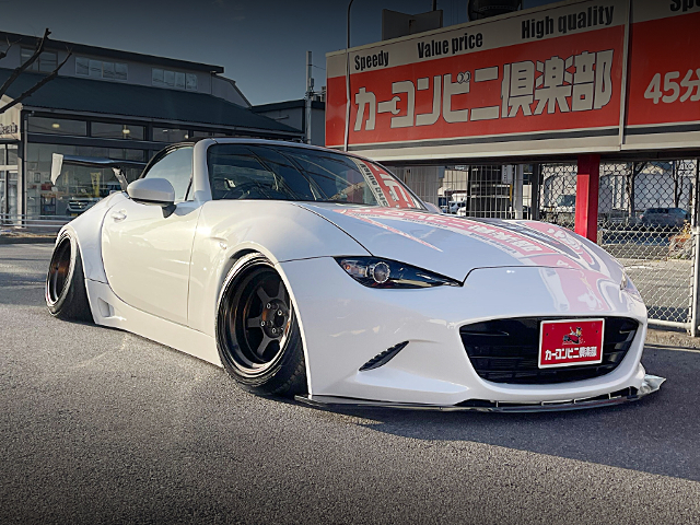 Front exterior of WIDEBODY ND5RC MAZDA ROADSTER.