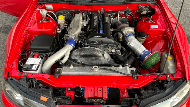 SR20DET with HKS GT2 single turbo.