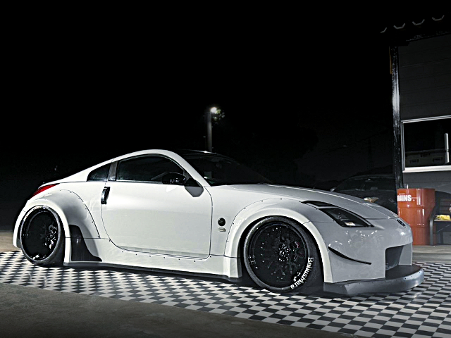 Front side exterior of Bellus Mare WIDEBODY Z33 FAIRLADY Z VERSION ST.