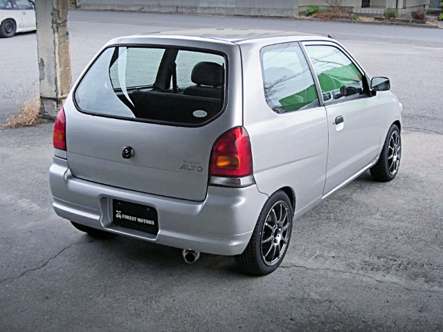 Rear exterior of 5th Gen SUZUKI ALTO VS.