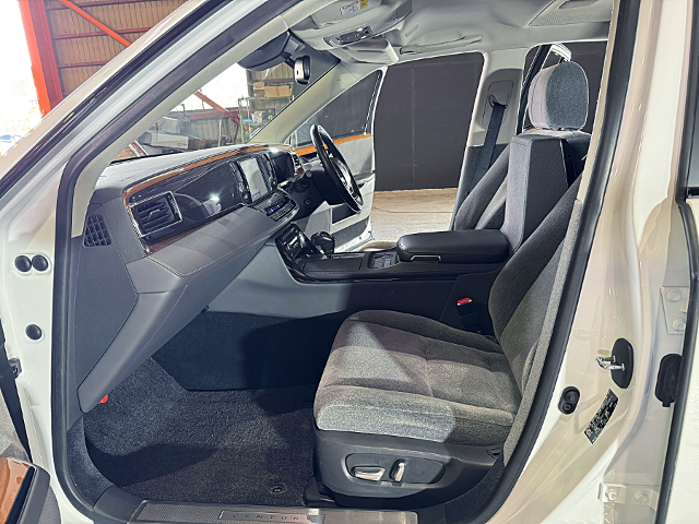 Interior of TOKYO AUTO SALON 2025 award UWG60 TOYOTA CENTURY.