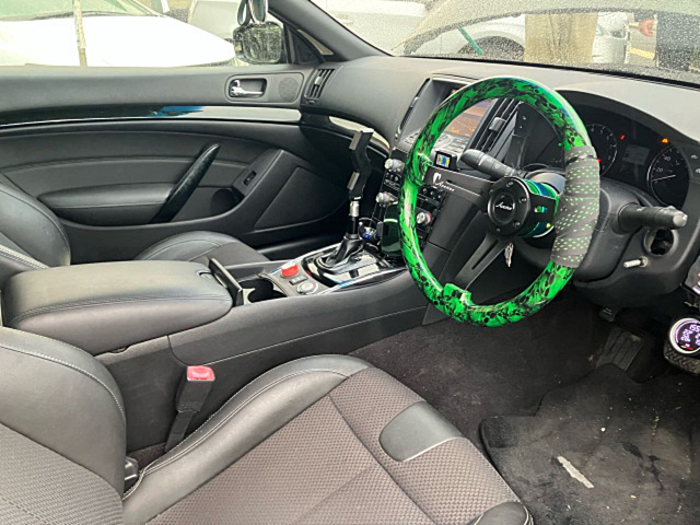 Interior of WIDEBODY CKV36 SKYLINE COUPE 370GT.