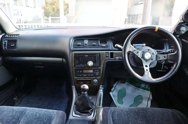 Dashboard of JZX100 CRESTA ROULANT G.