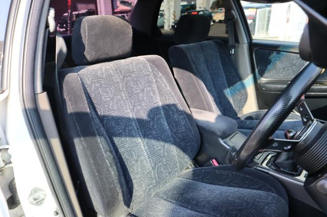 Seats of JZX100 CRESTA ROULANT G.