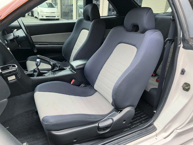 Interior of ENR34 SKYLINE 2-DOOR 25GT FOUR.