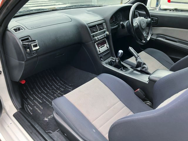 Dashboard of ENR34 SKYLINE 2-DOOR 25GT FOUR.