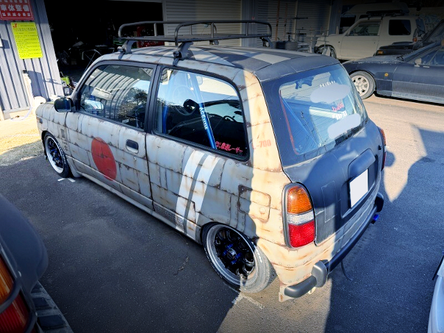 Rear exterior of L700V DAIHATSU MIRA VAN.