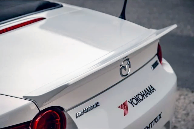 DUCKTAIL of LB-WORKS WIDEBODY 4th Gen ROADSTER S SPECIAL PACKAGE.