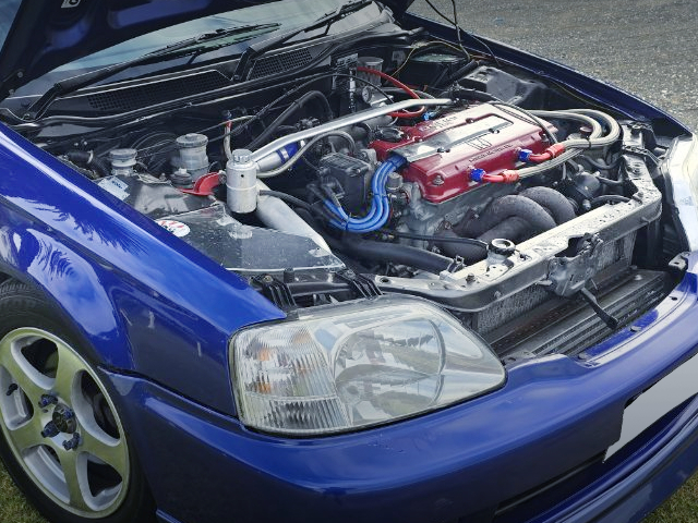 VTEC head on B20B engine with GREDDY TD05 TURBO.