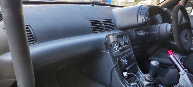 Dashboard of R32 SKYLINE GT-R.