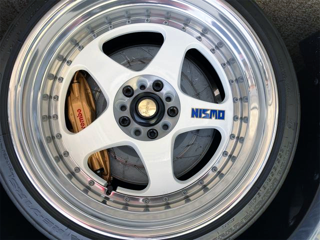 NISMO rim.