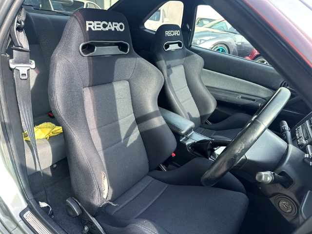 Interior seats of まるるん complete spec R34 SKYLINE GT-R.