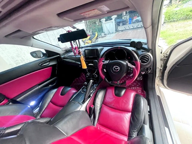 Interior of SE3P MAZDA RX-8.